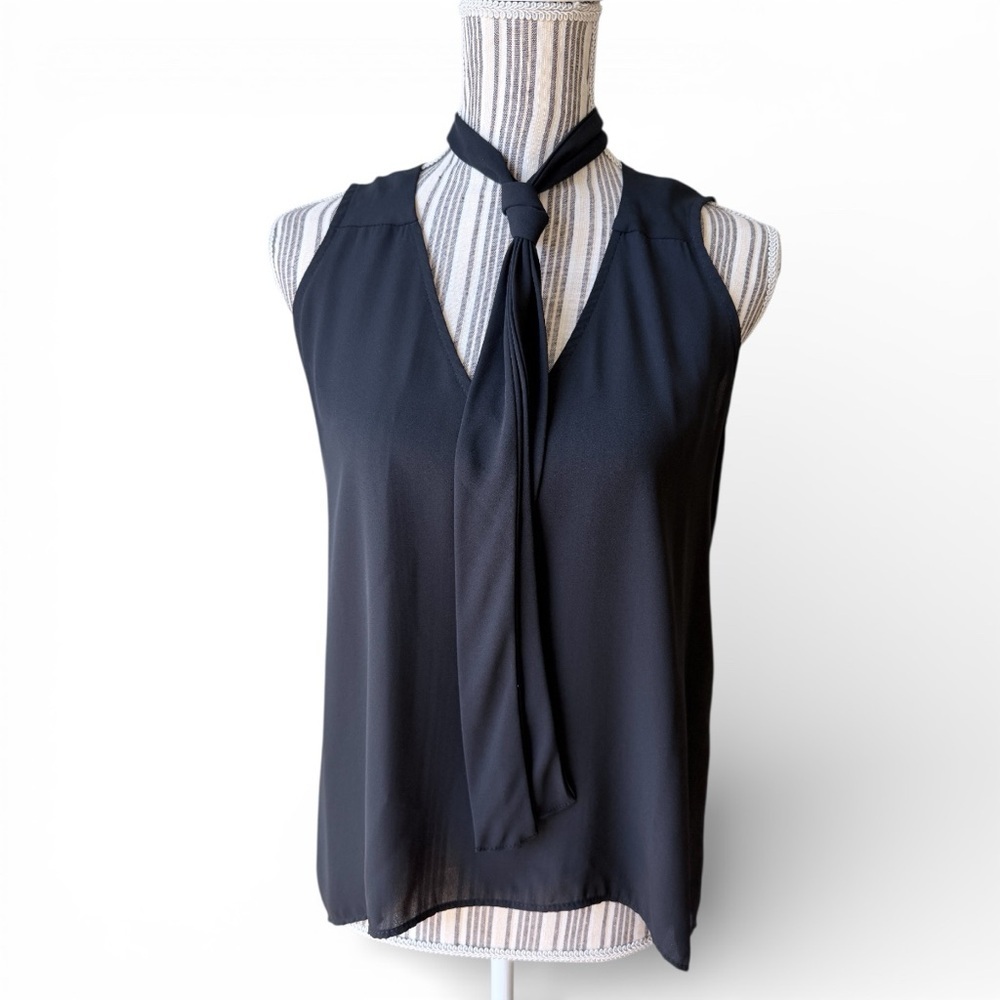 Eight Sixty Tie Neck Sleeveless Blouse Black XS